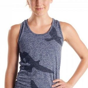 Oiselle flyte tank in midnight XS